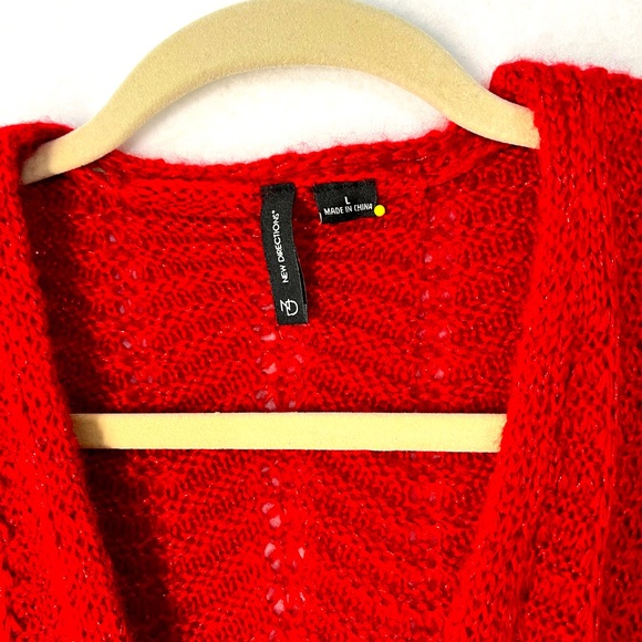 New Direction’s women’s Sweater - Picture 2 of 5